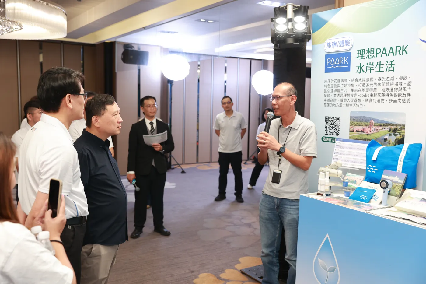 理想PAARK水岸生活展位現場解說